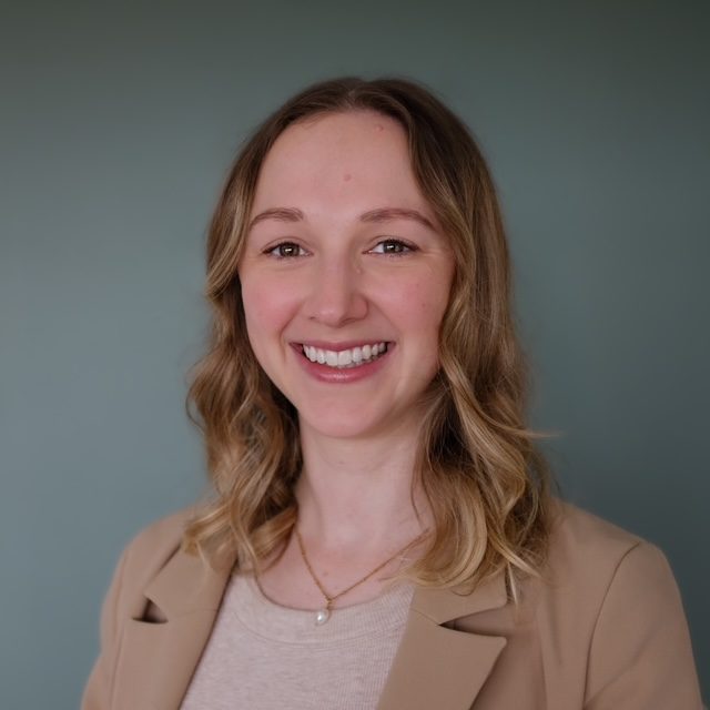 Cassie Stuchbery, Accredited Practising Dietitian
